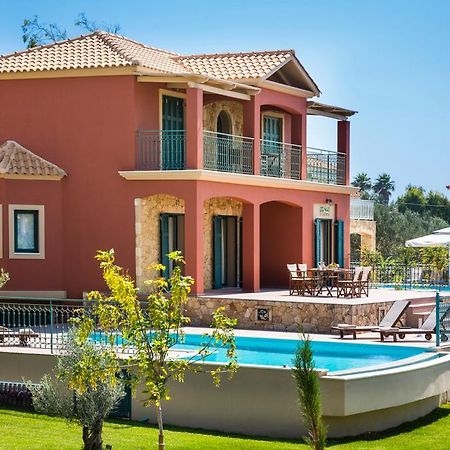 Pleiades Luxury Villa Свороната Екстериор снимка