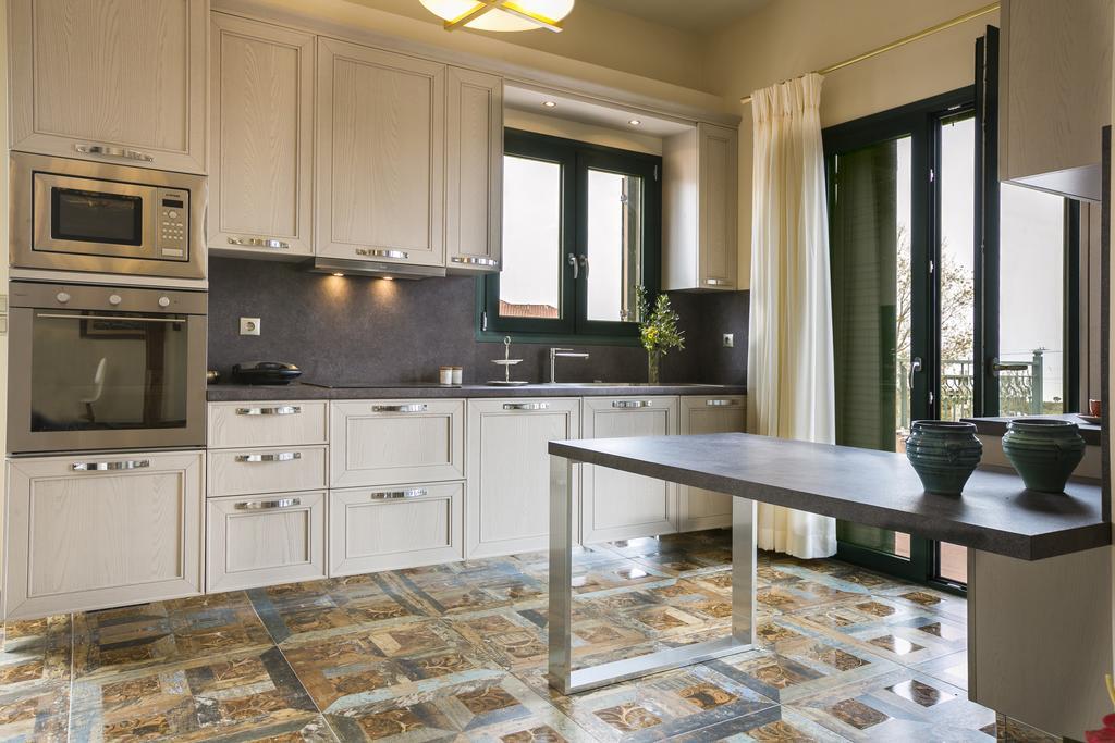 Pleiades Luxury Villa Свороната Екстериор снимка